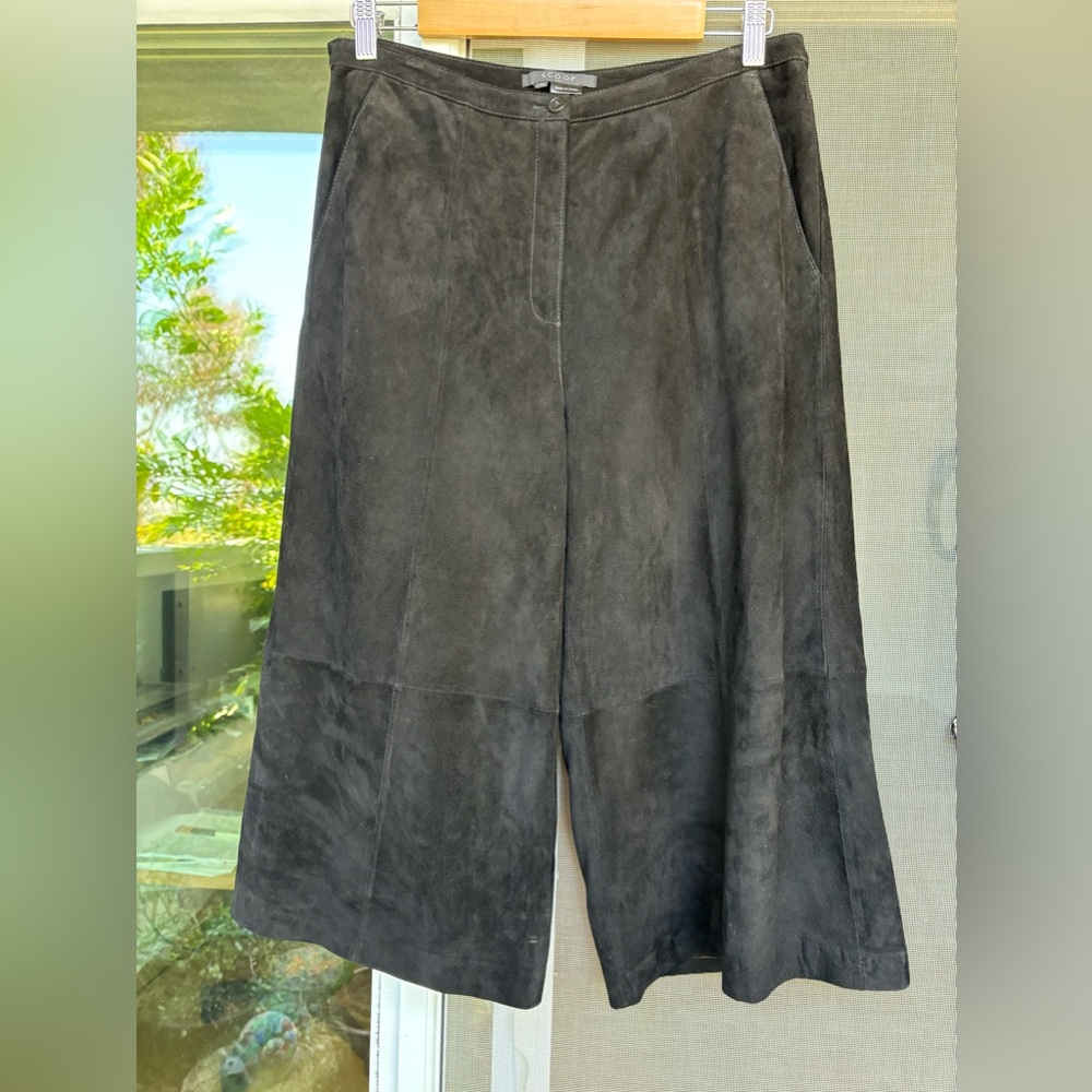 Suede black culottes size M